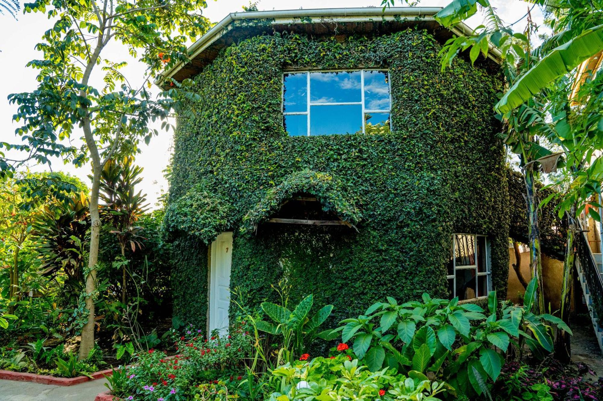 Dan Stam Hotel Arusha Exterior photo